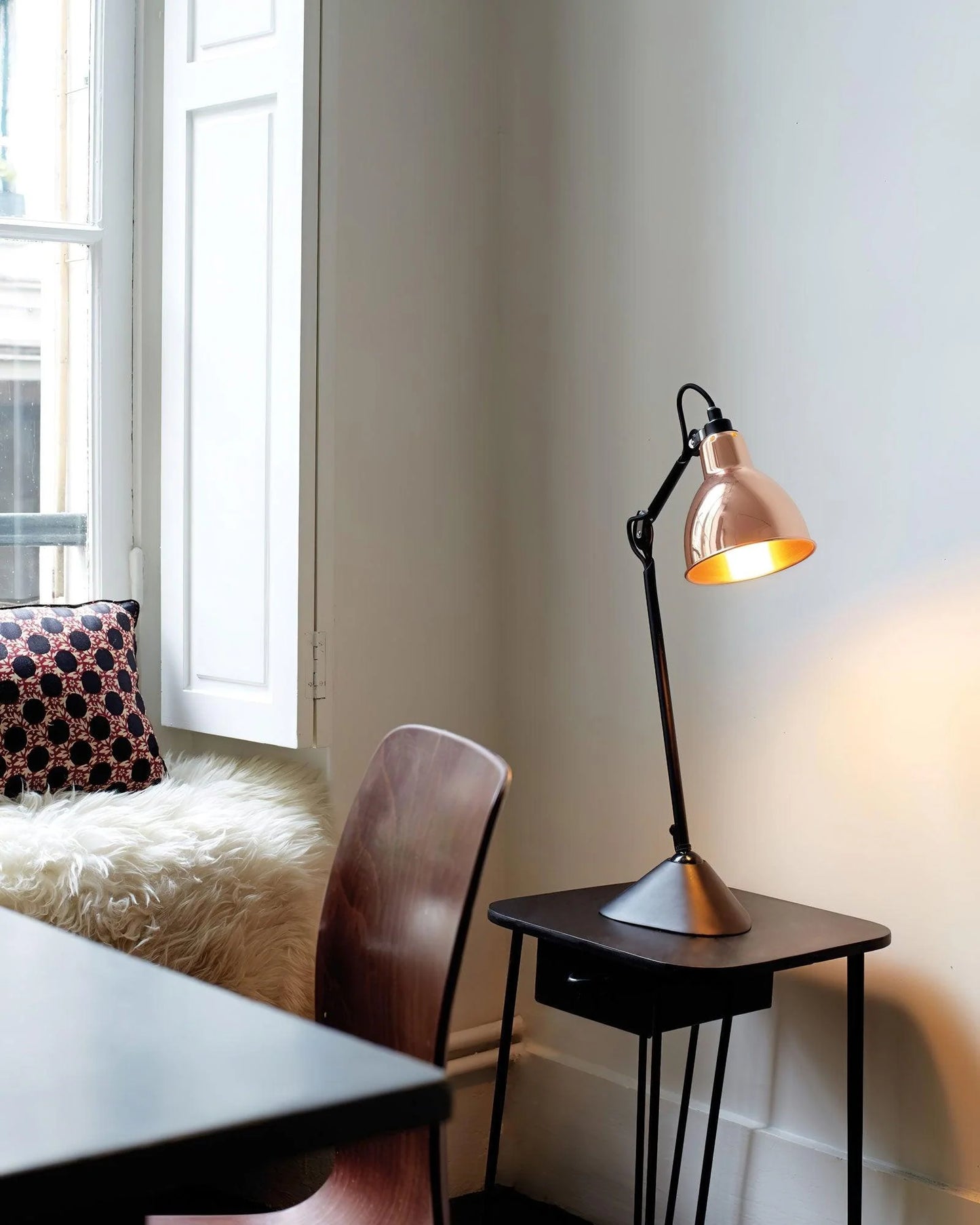 Versa Glide G205 Table Lamp