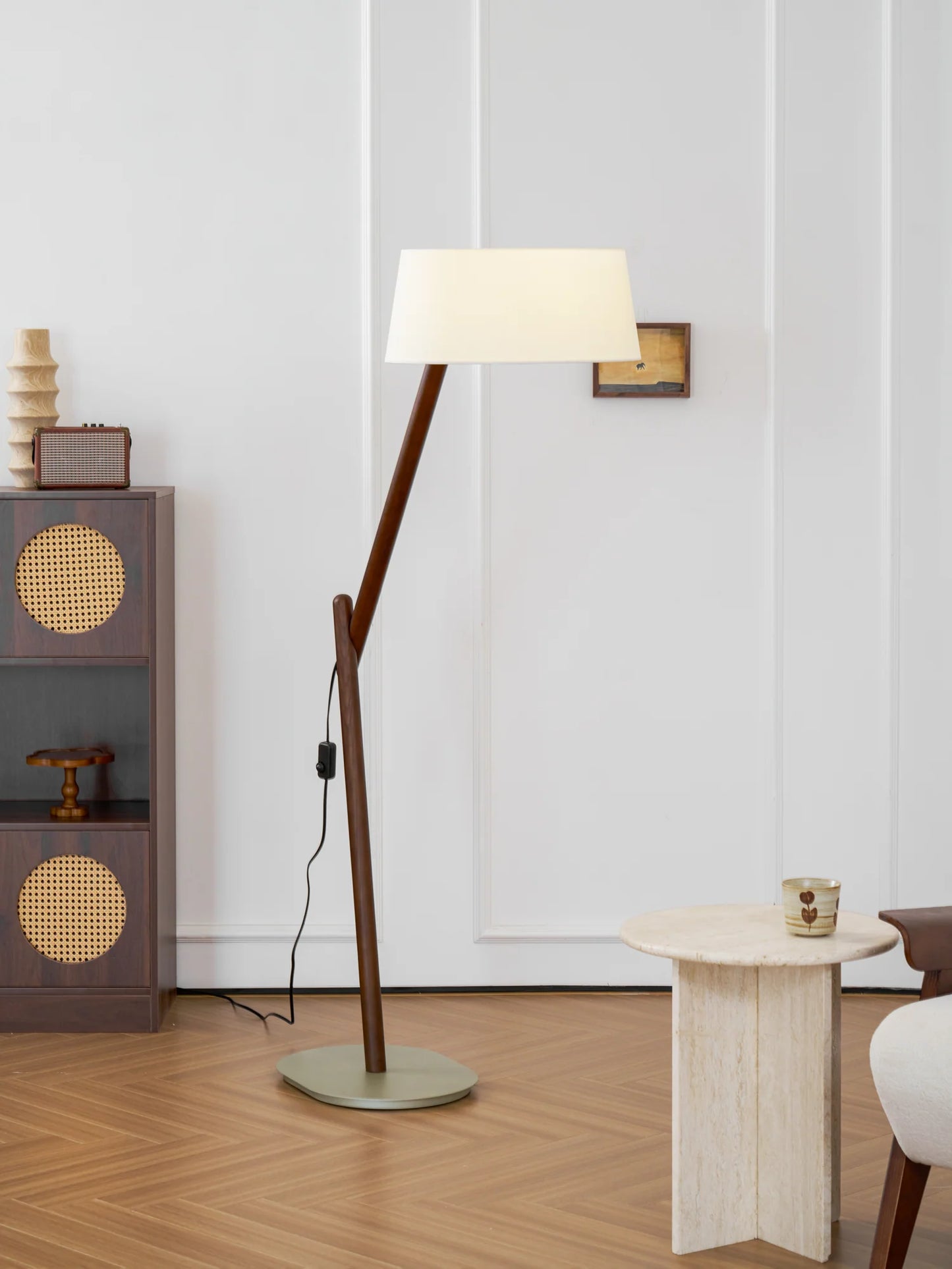 Lean Pivot Floor Lamp
