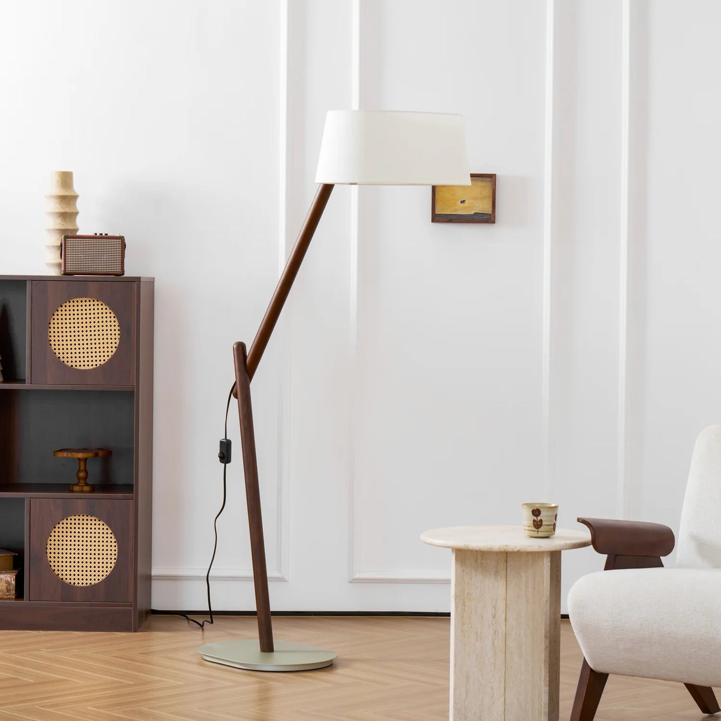 Lean Pivot Floor Lamp