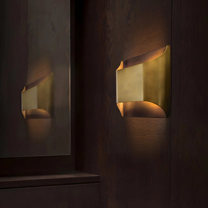 Leclerc Brass Wall Lamp