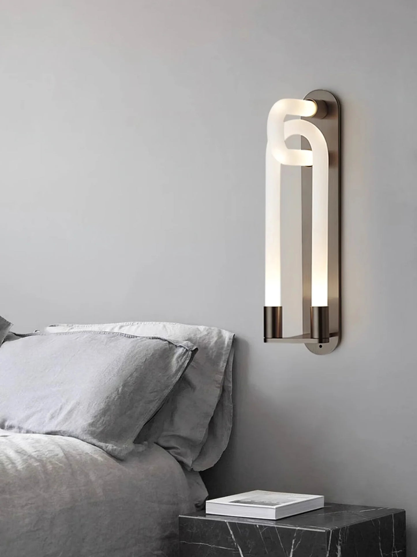 Loop Arcus Wall Lamp