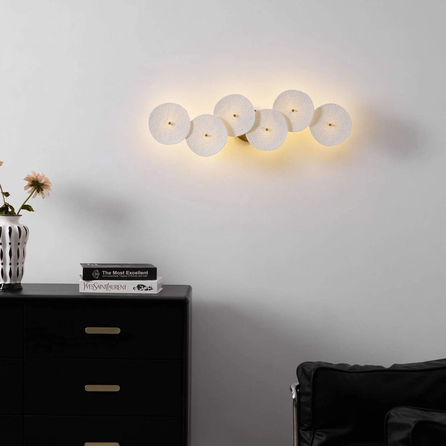 Lotus Petal Wall Lamp