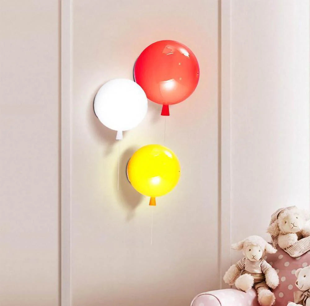 Balloon Dream Wall Light