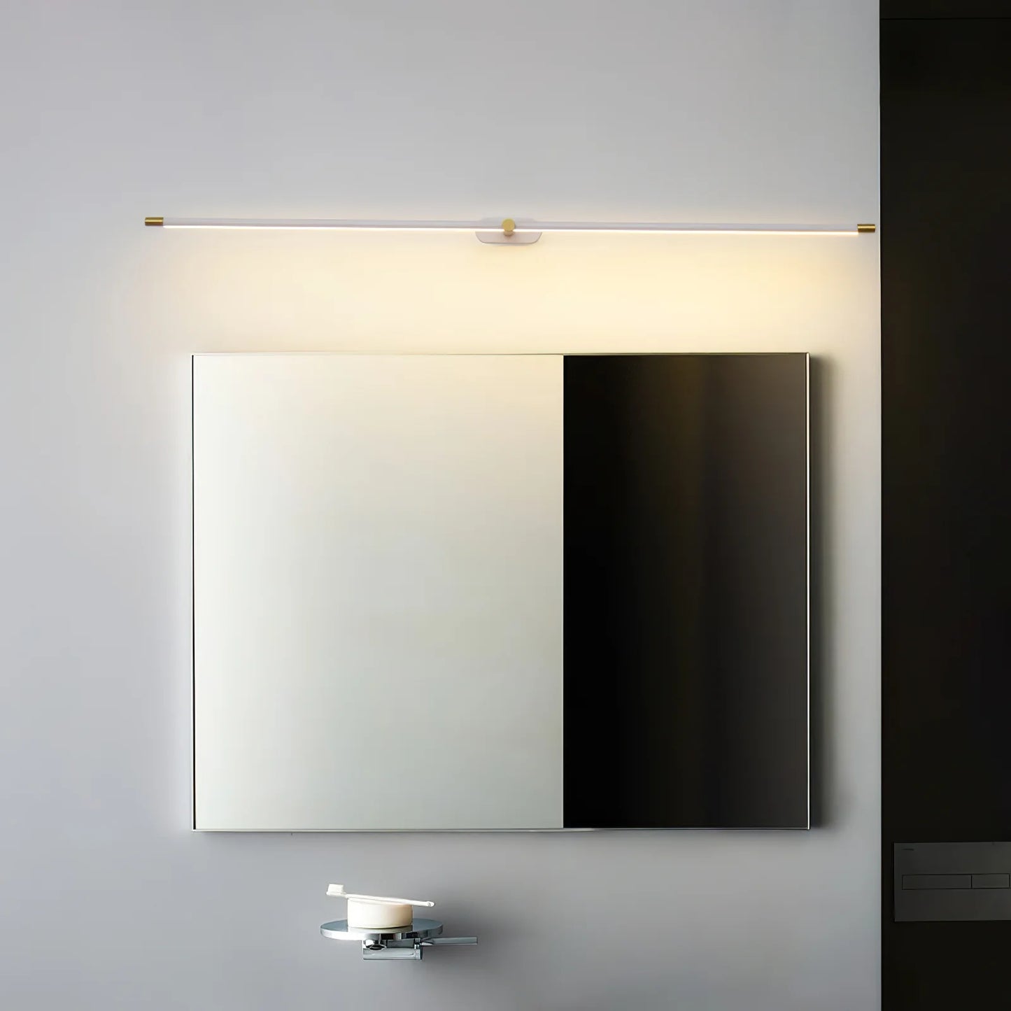 Minimalist Linear Wall Lamp with Plug