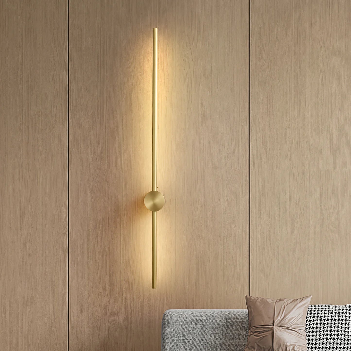 Minimalist Vertical Wall Lamp