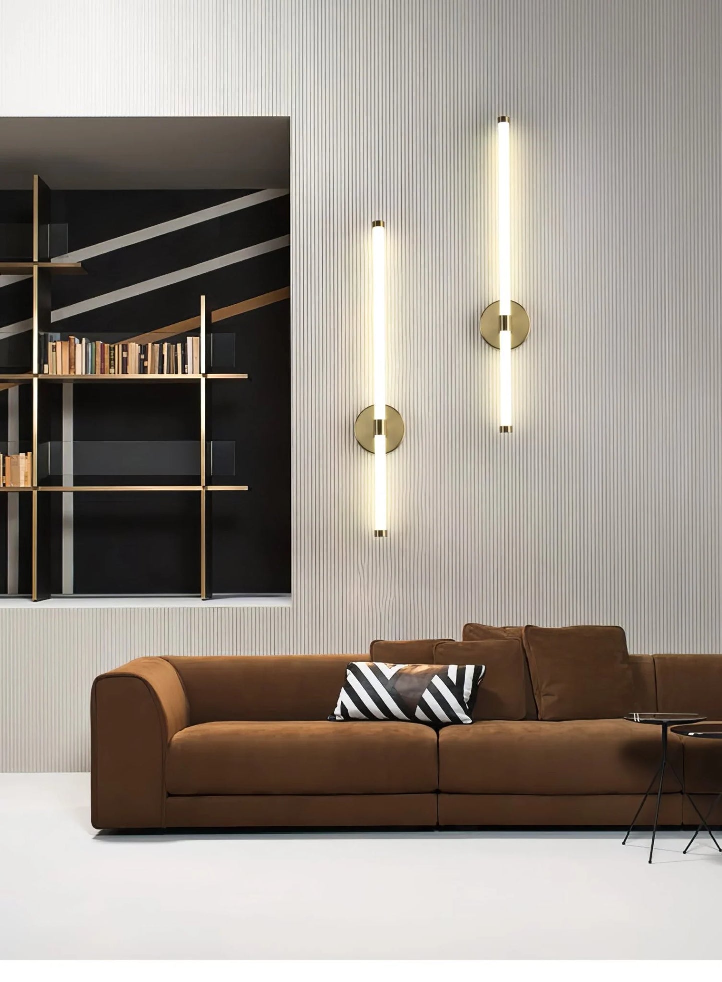 Minimalist Vertical Wall Lamp
