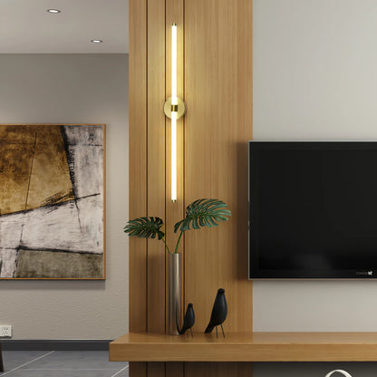 Minimalist Vertical Wall Lamp