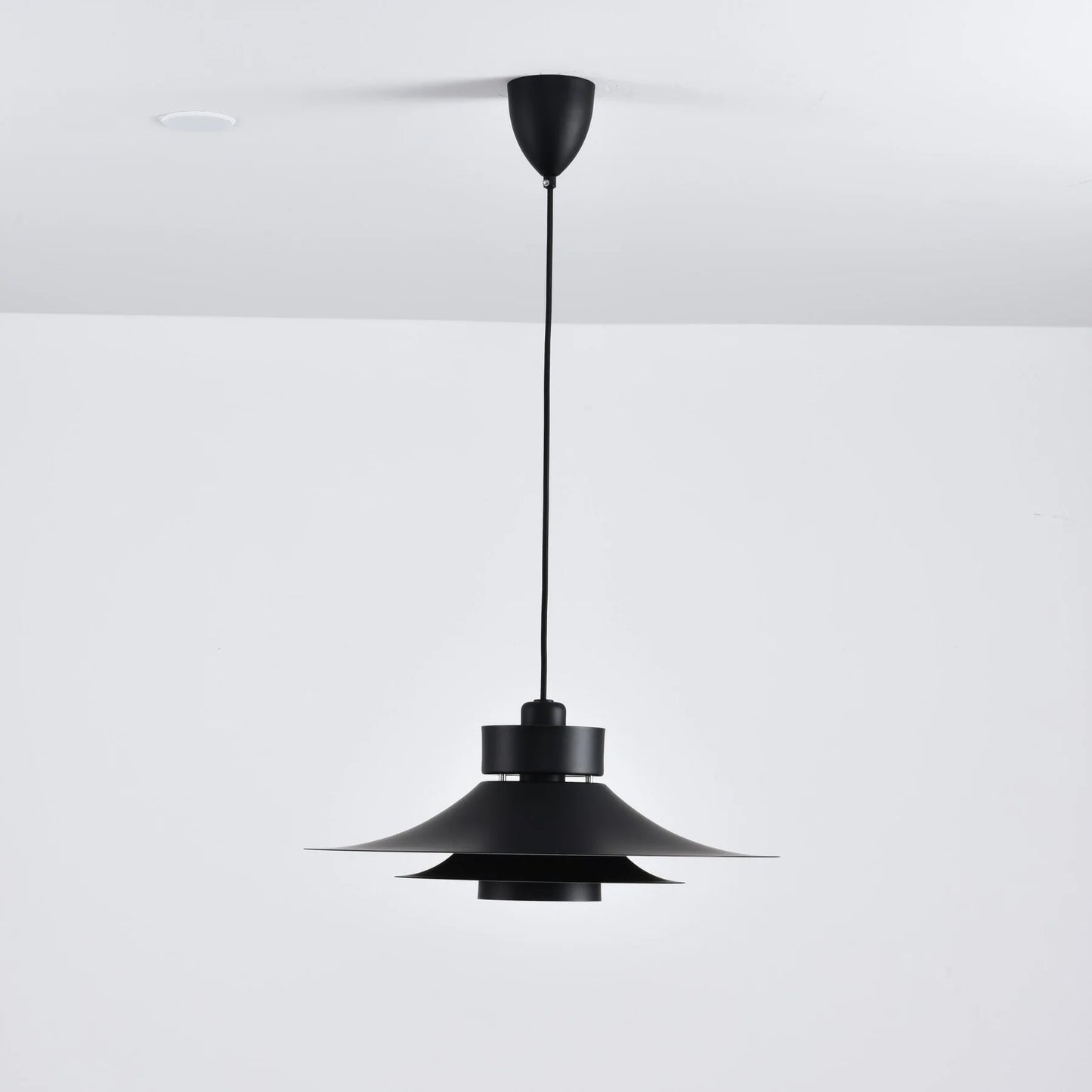 Nero Eclipse Pendant Lamp