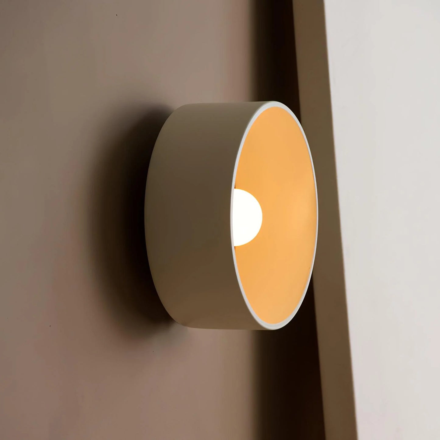 Odis Sconce