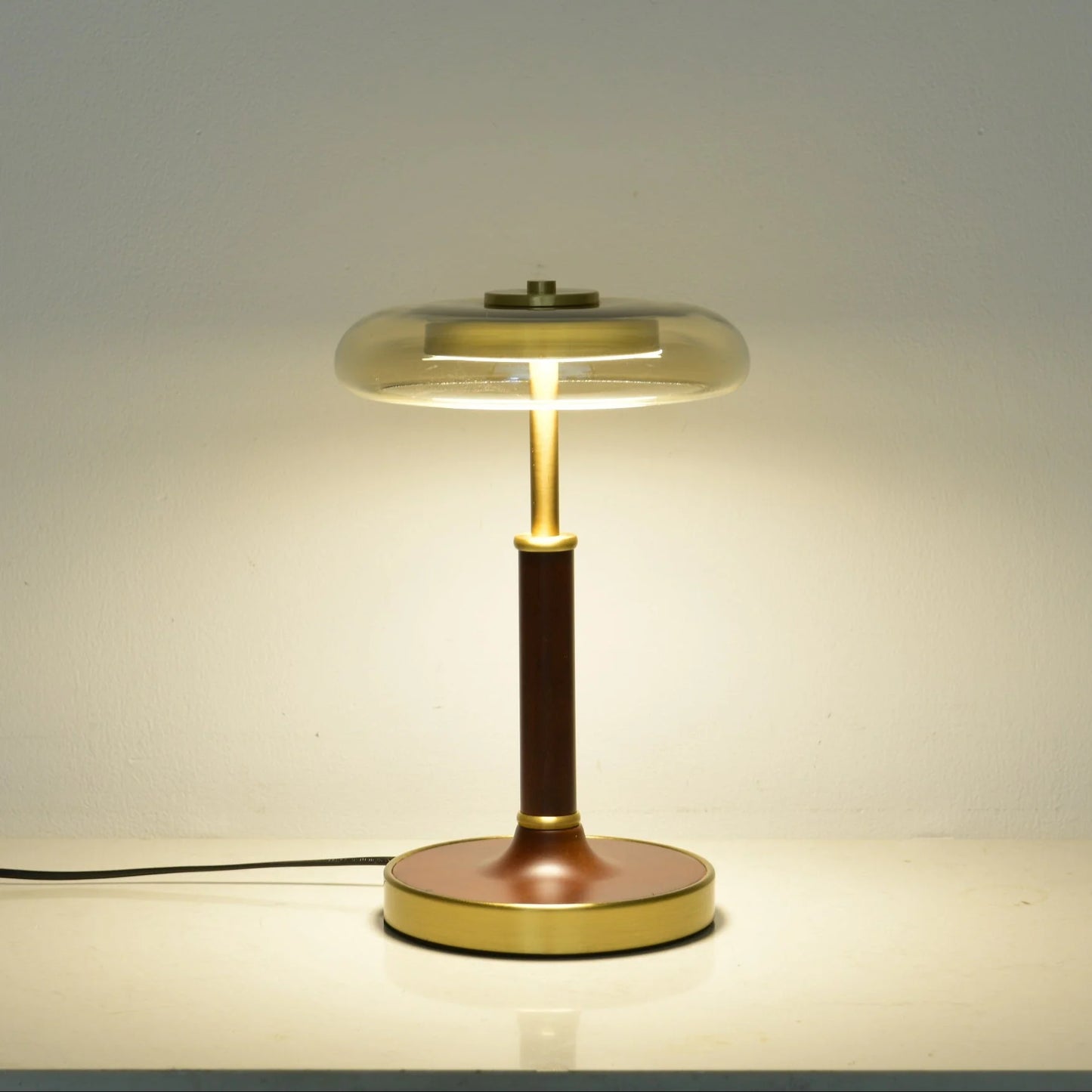 Ovalo Table Lamp