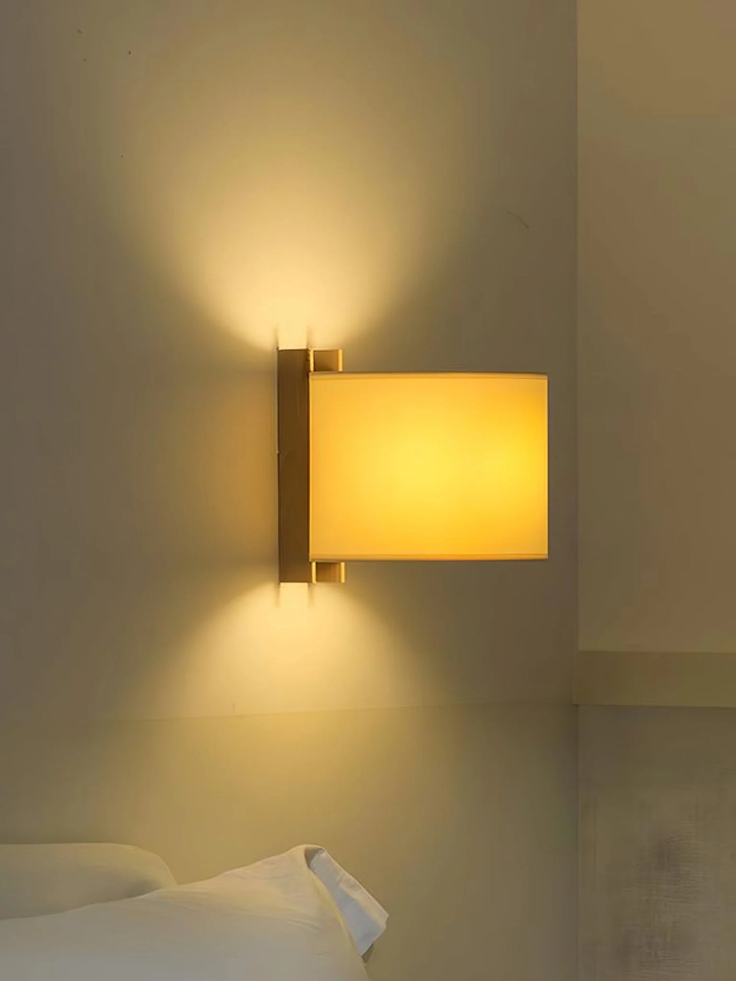 Papiro Wall Light