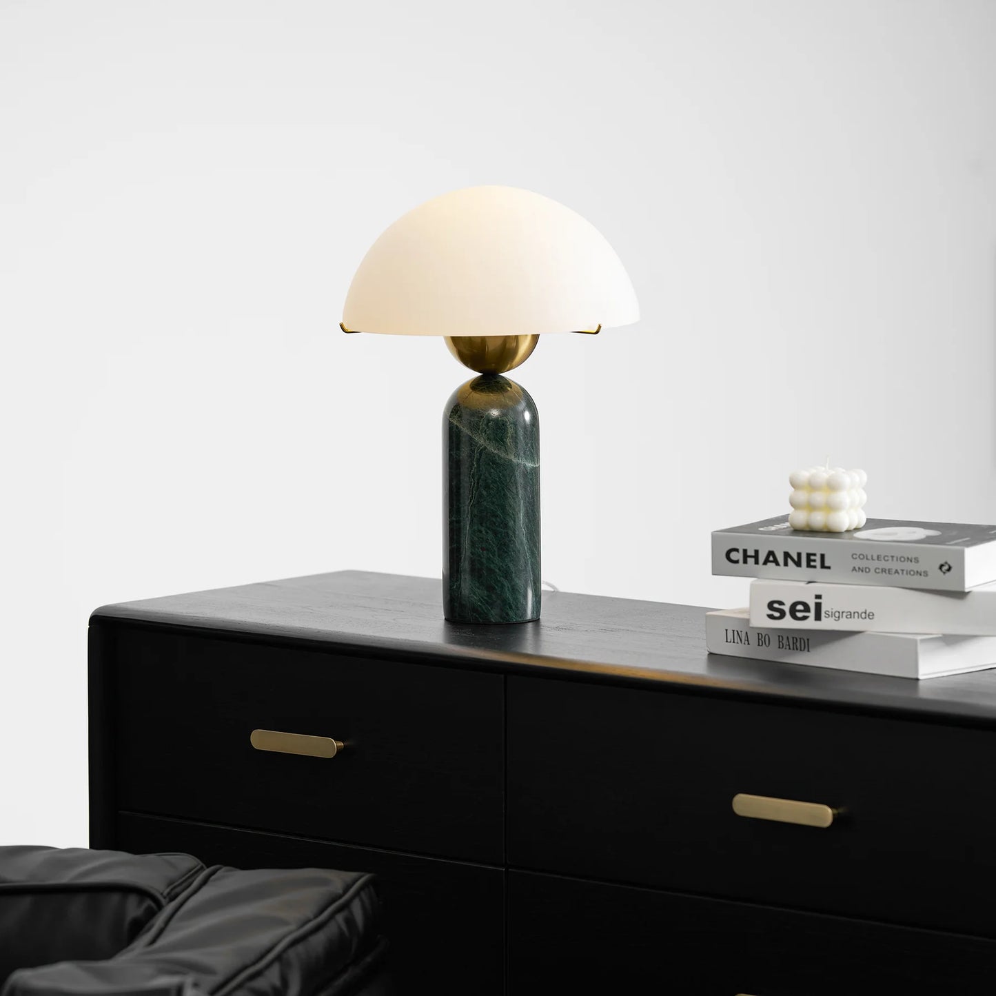 Peono Alabaster Table Lamp