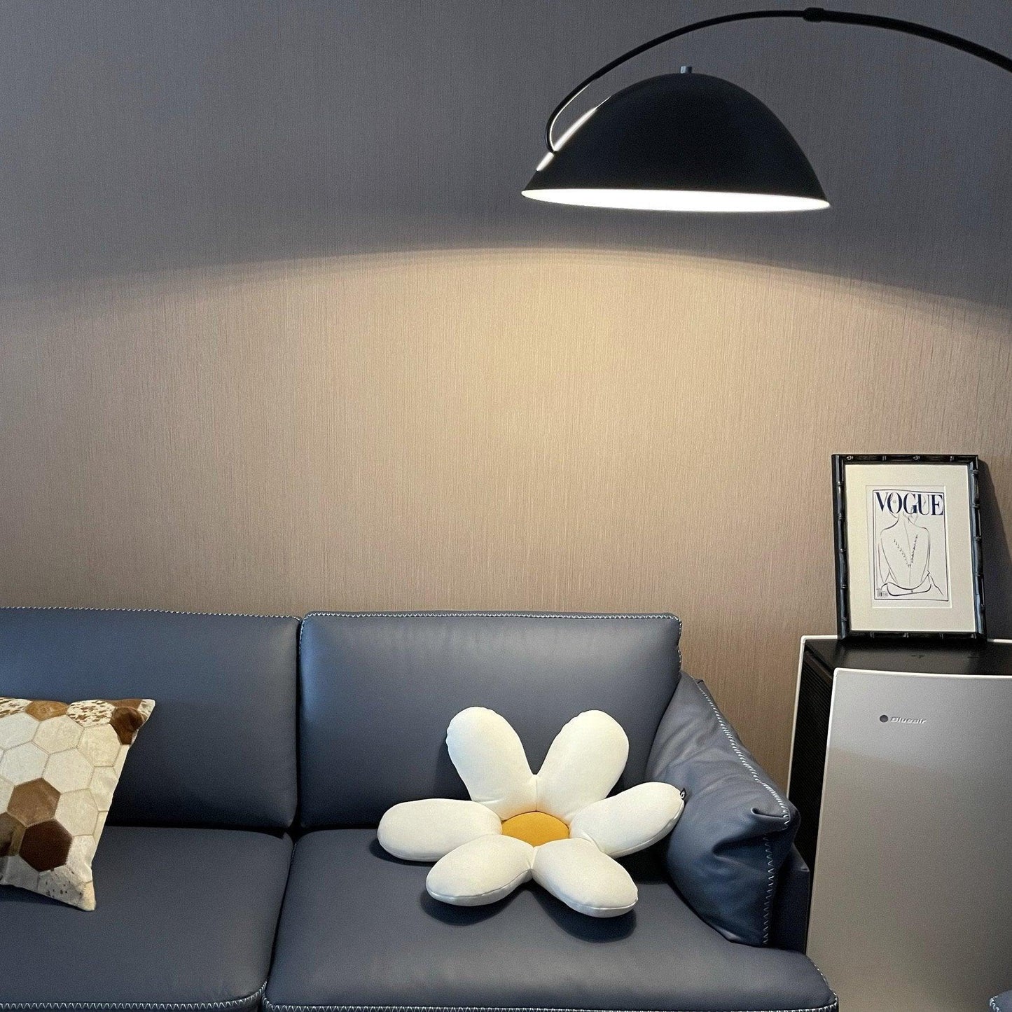 Pluma Floor Lamp