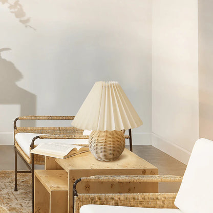 Rattan Pleated Table lamp