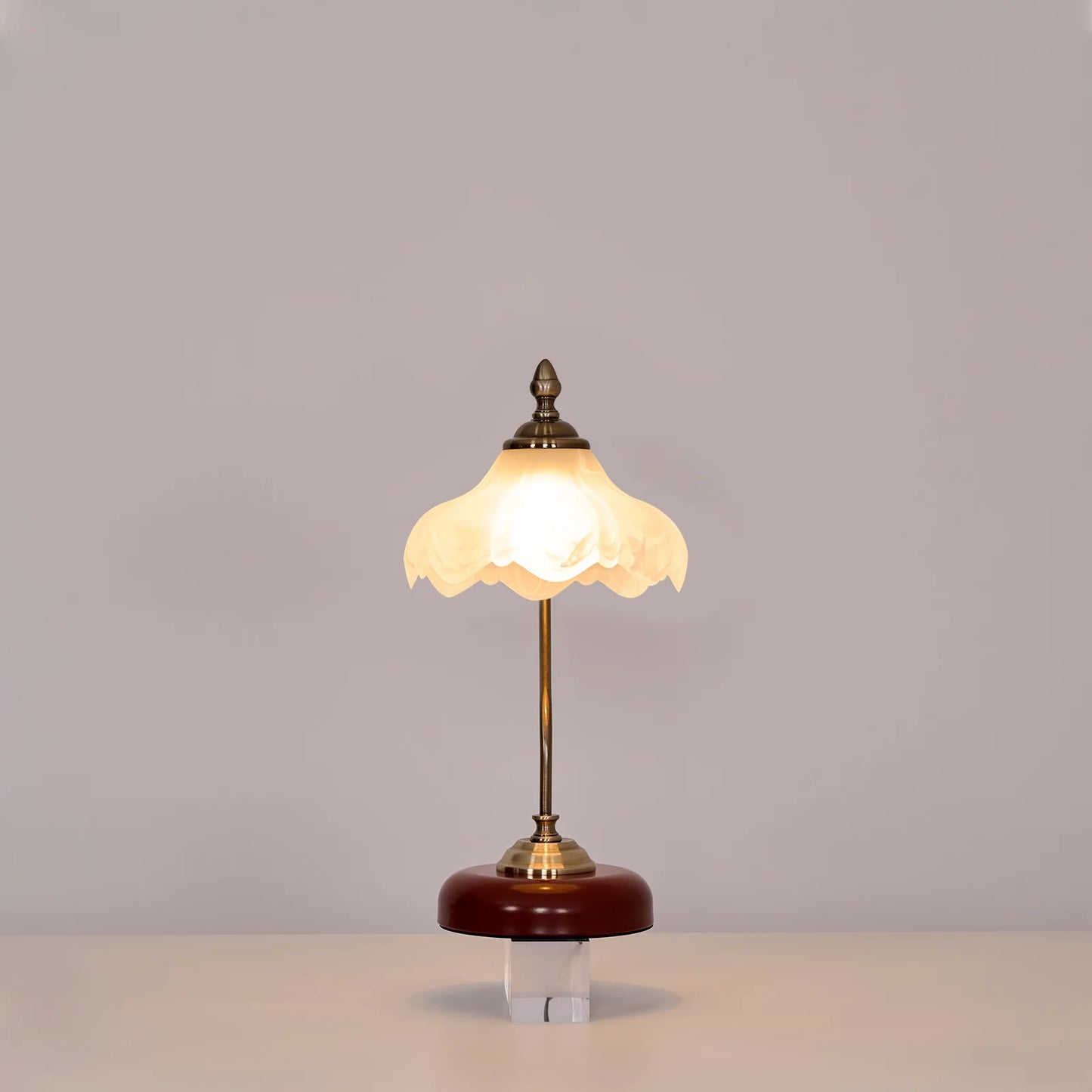 Vintage Laiton Table Lamp