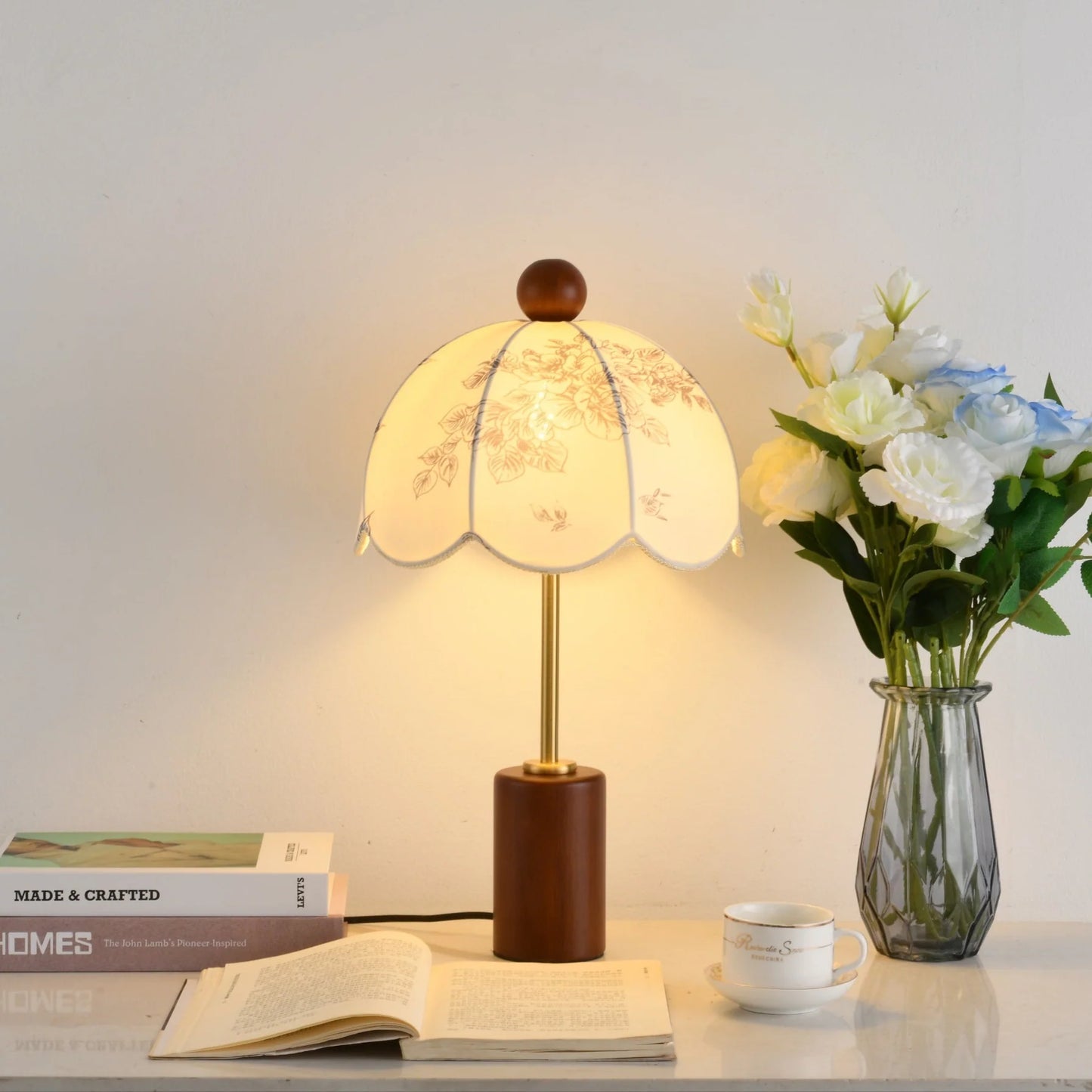 Roselle Vintage Table Lamp