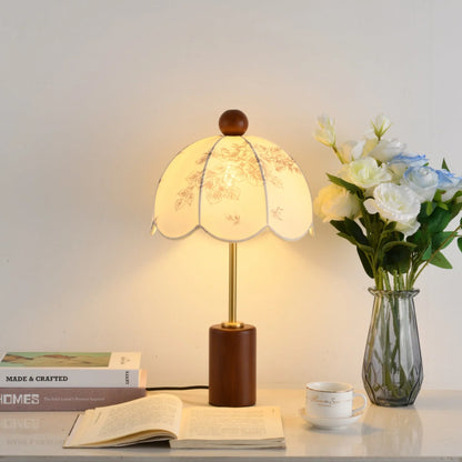 Roselle Vintage Table Lamp