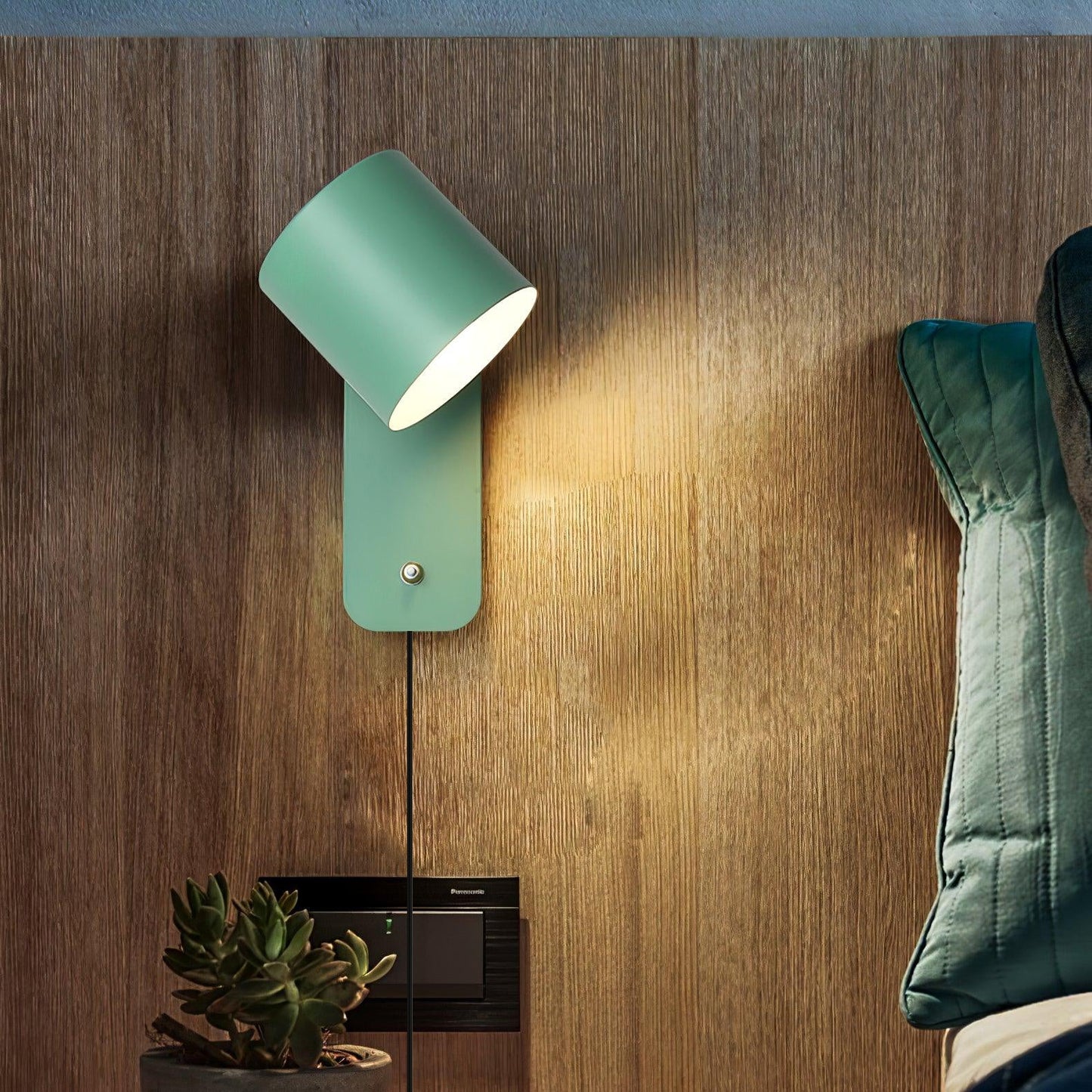 Rotatable Cylinder Wall Lamp with Plug