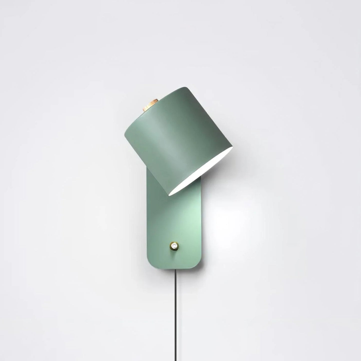 Rotatable Cylinder Wall Lamp with Plug
