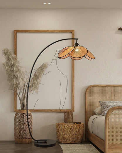Screen Cannage Floor Lamp