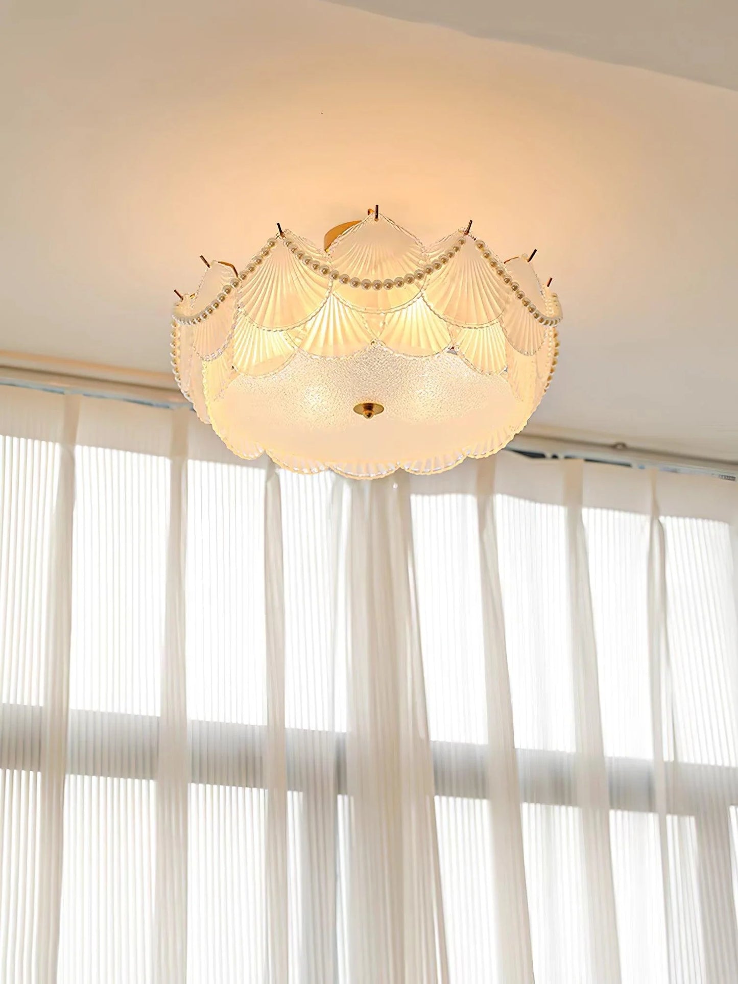 Shell Glass Ceiling Lamp