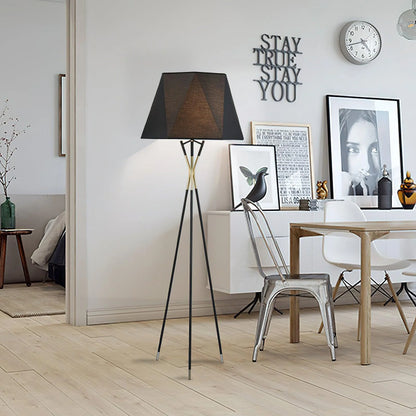 Solitaire Floor Lamp