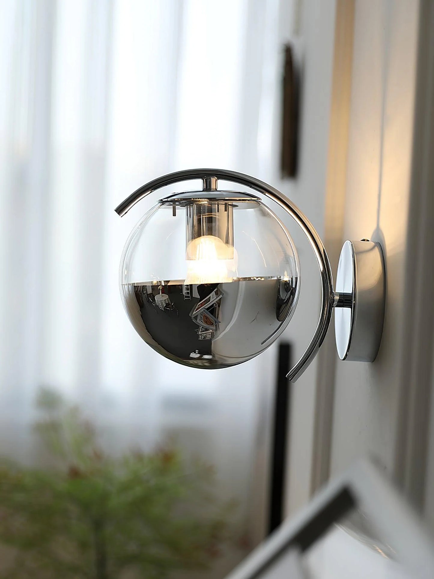 Space Ball Wall Lamp