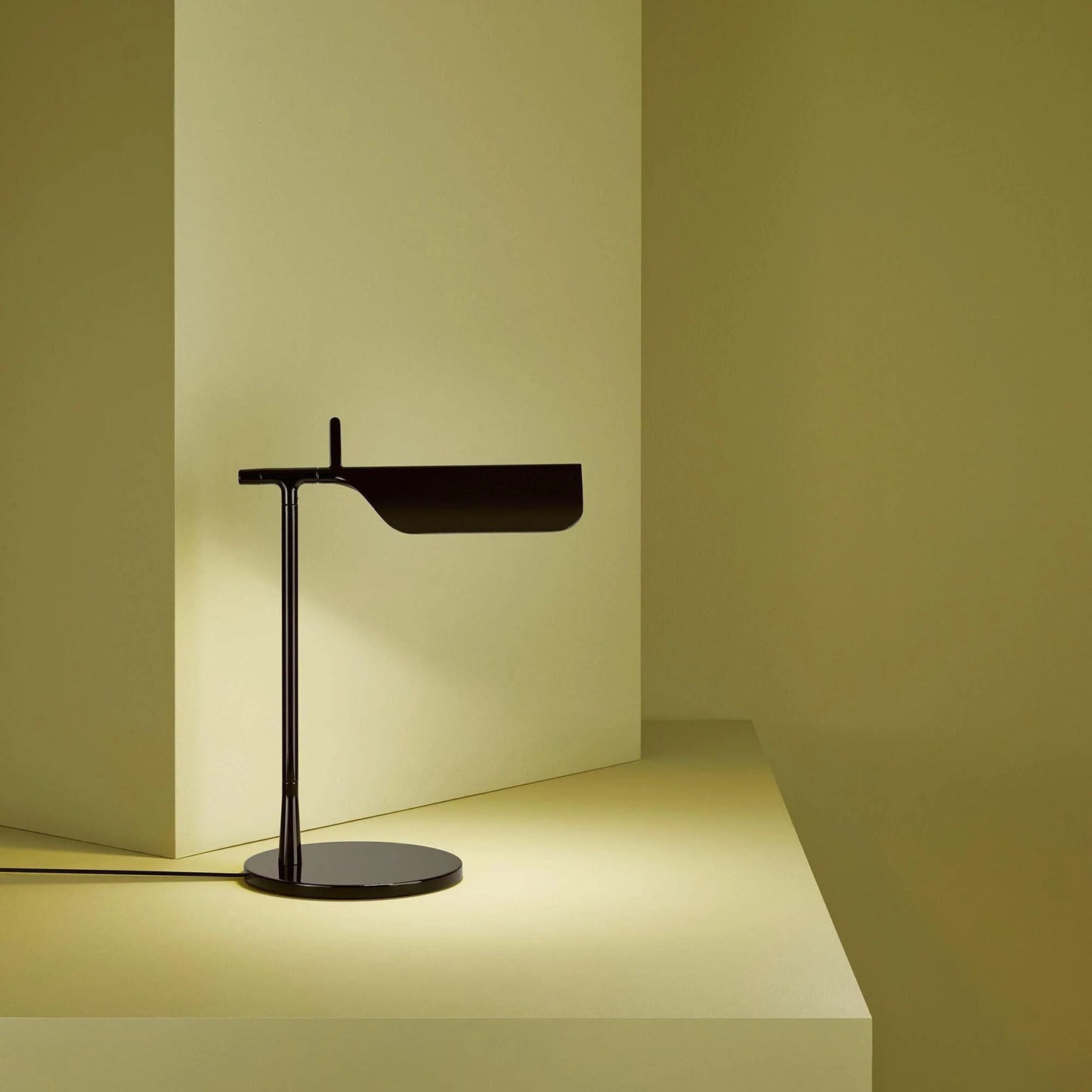 Span LED Table Lamp