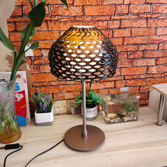 Tatou Table Lamp