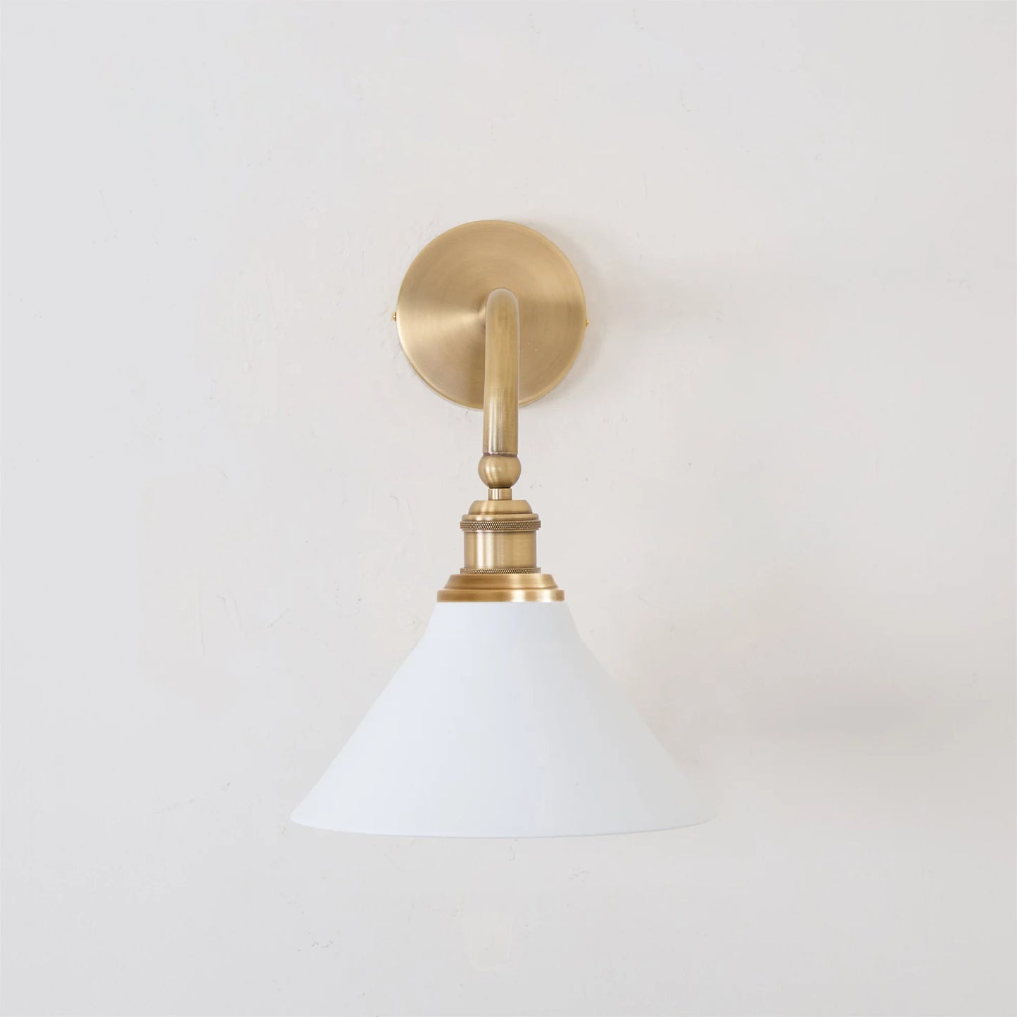 Heirloom Wall Lamp