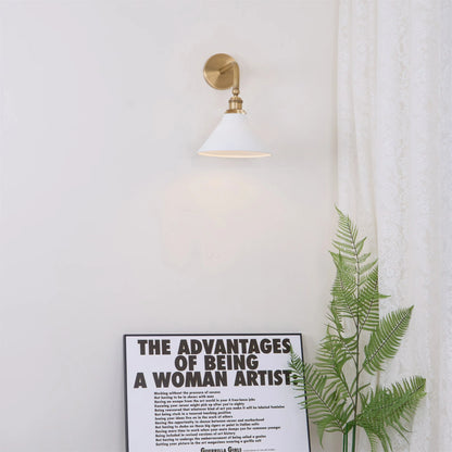 Heirloom Wall Lamp