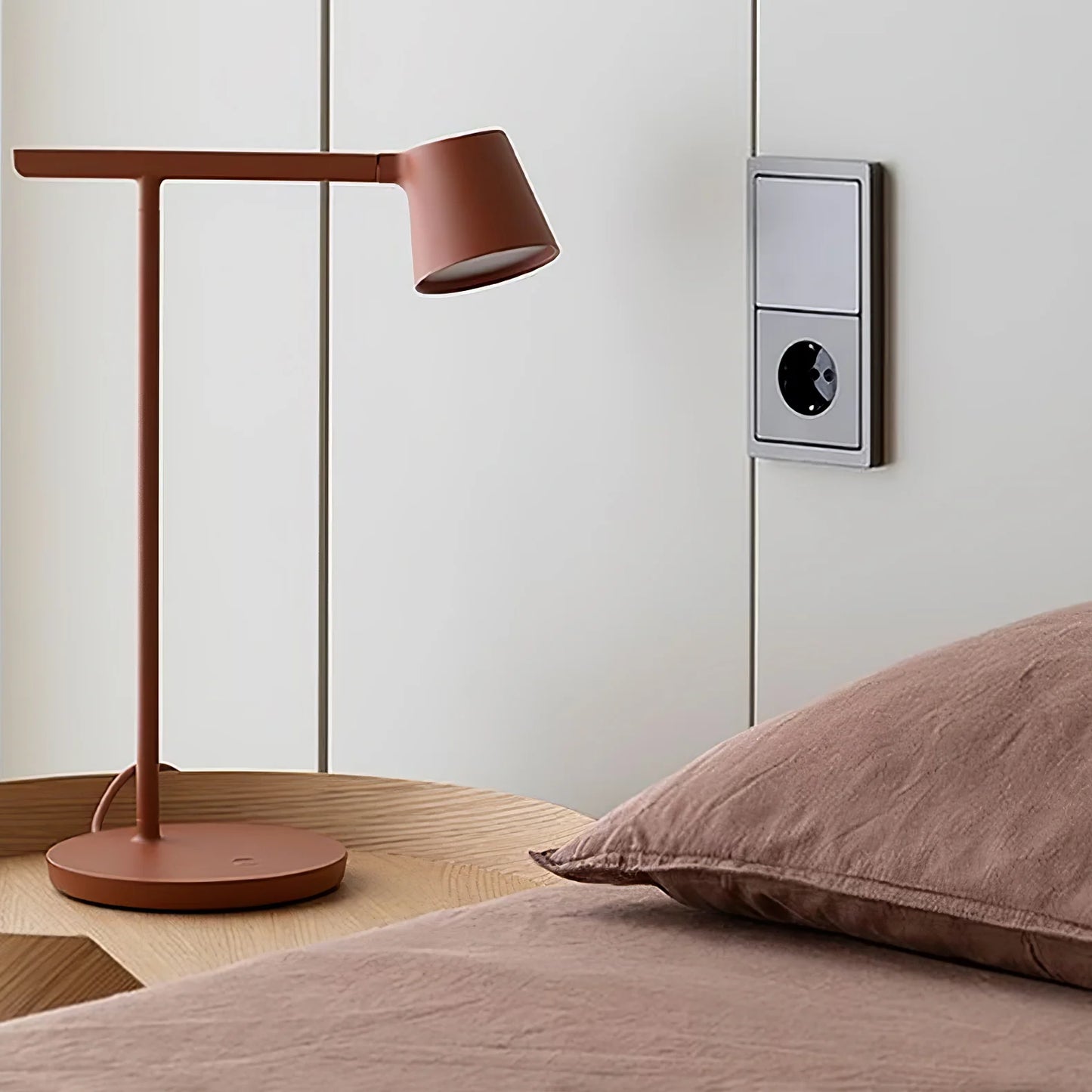 Core Table Lamp
