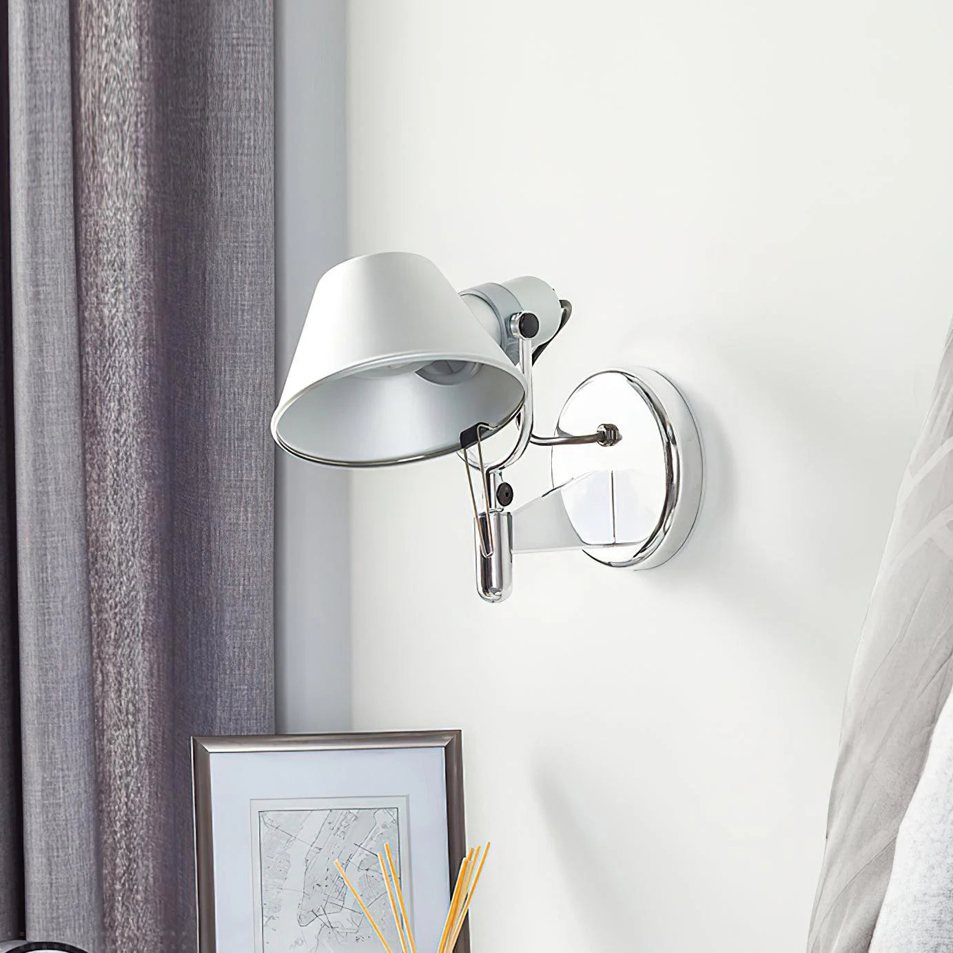 Big Speaker Wall Lamp