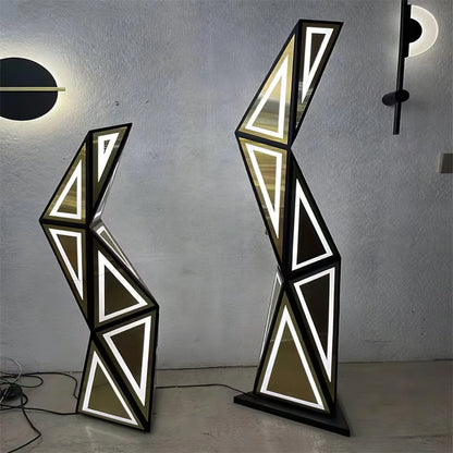 Tri23F Floor Lamp