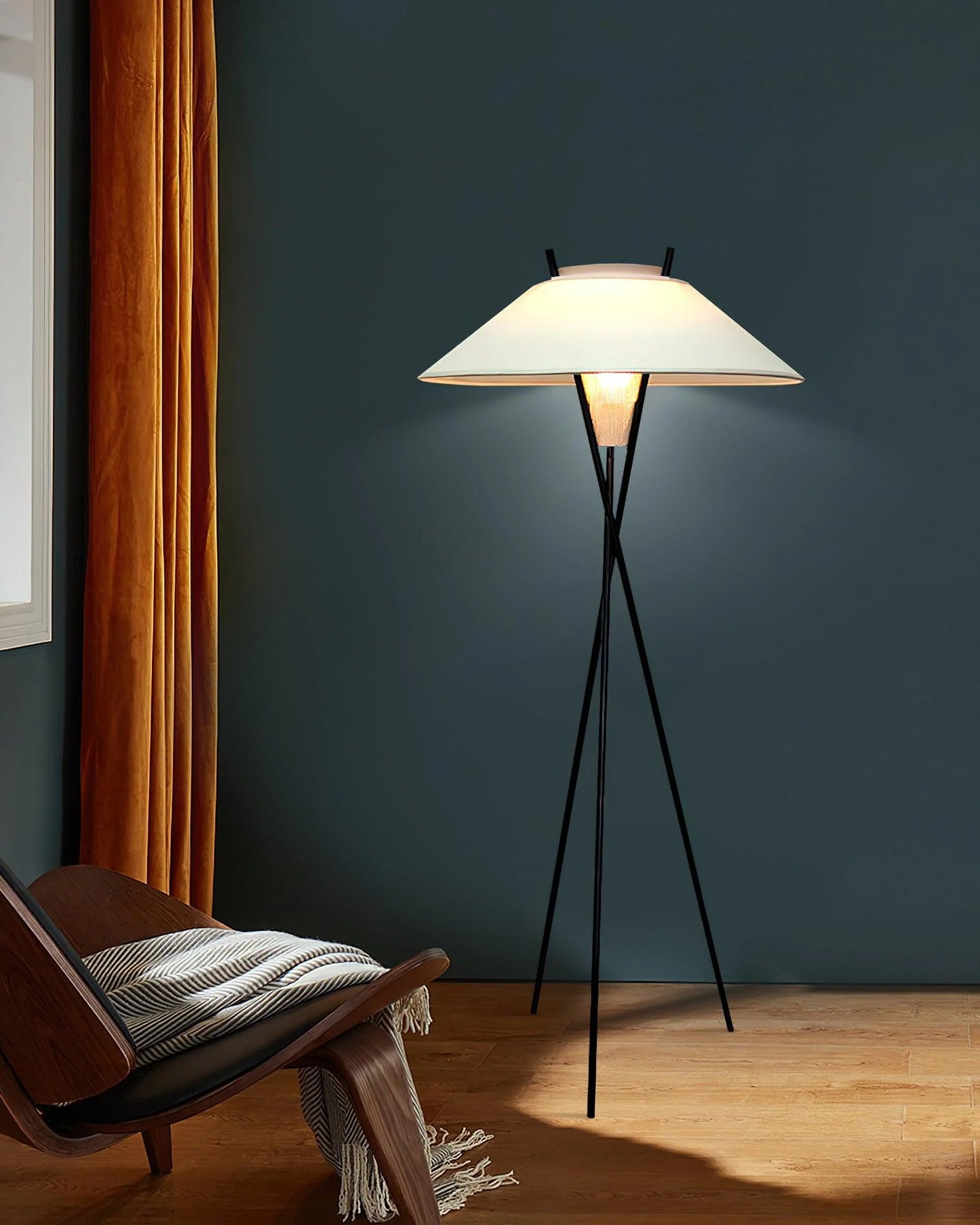 Tripod Cap Floor Lamp