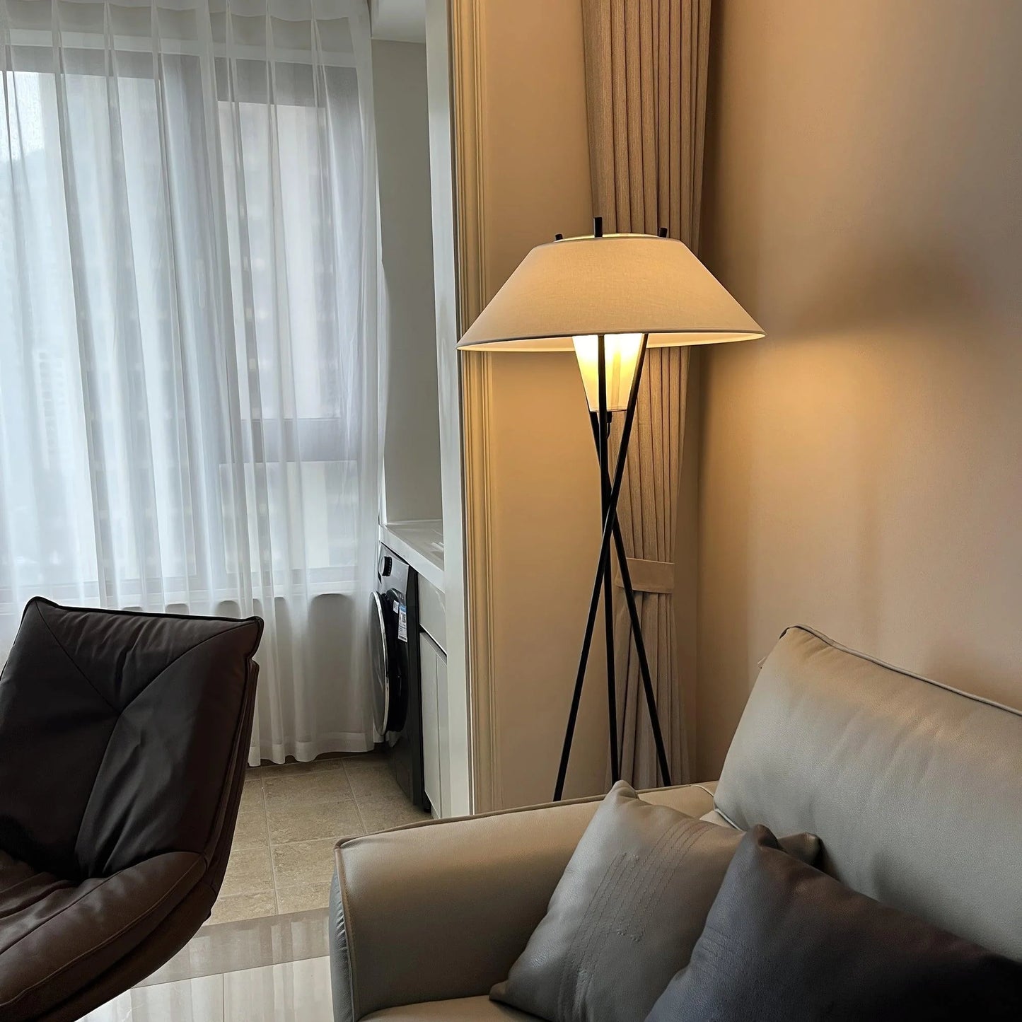 Tripod Cap Floor Lamp