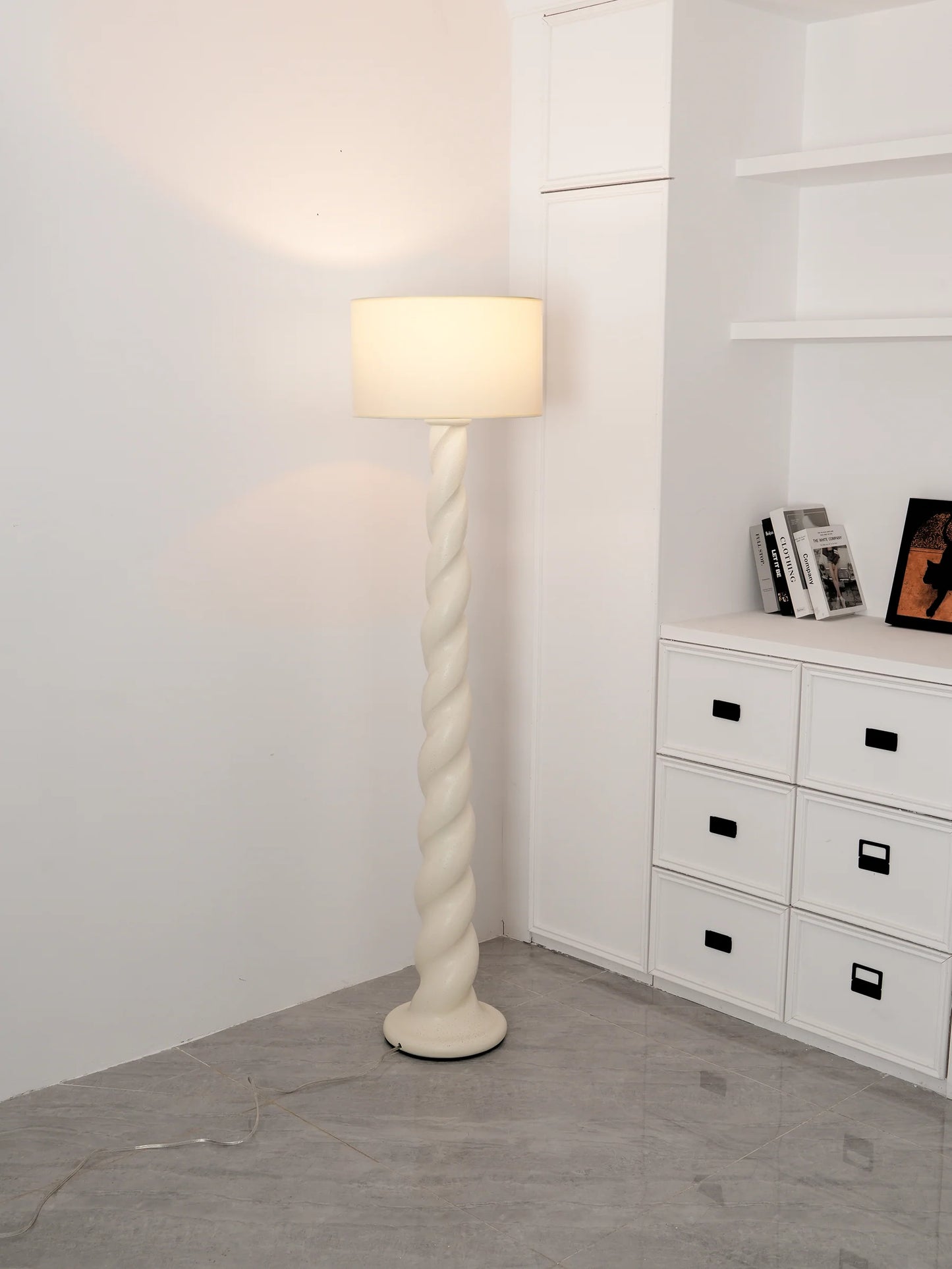 Yisi North Tower Floor Lamp